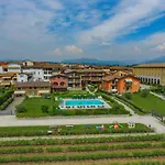 Corte Ferrari -ciao Vacanze- 4*