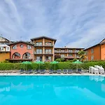 Aparthotel Corte Ferrari -ciao Vacanze- 4*