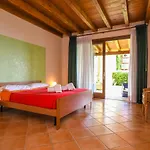 Corte Ferrari -ciao Vacanze- Aparthotel 4*