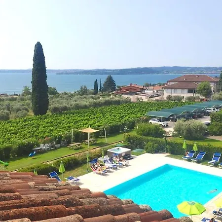 Aparthotel Corte Ferrari -ciao Vacanze- Moniga del Garda