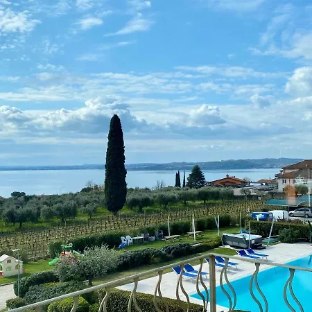 Corte Ferrari -ciao Vacanze- Aparthotel