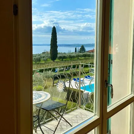 Corte Ferrari -ciao Vacanze- Aparthotel