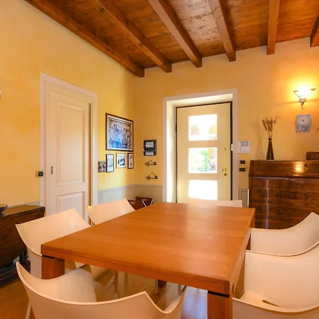 Corte Ferrari -ciao Vacanze- Aparthotel *