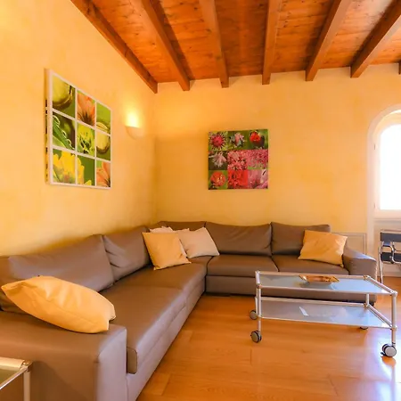 Aparthotel Corte Ferrari -ciao Vacanze- Moniga del Garda