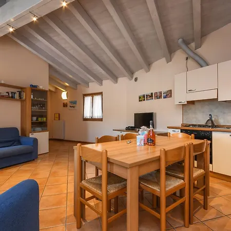 Aparthotel Corte Ferrari -ciao Vacanze- *