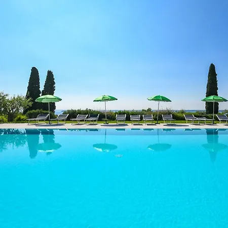 Aparthotel Corte Ferrari -ciao Vacanze-